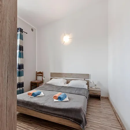 Lejlighed Homely In With Balcony Vir